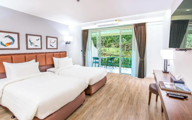 Katathong Golf Resort & Spa