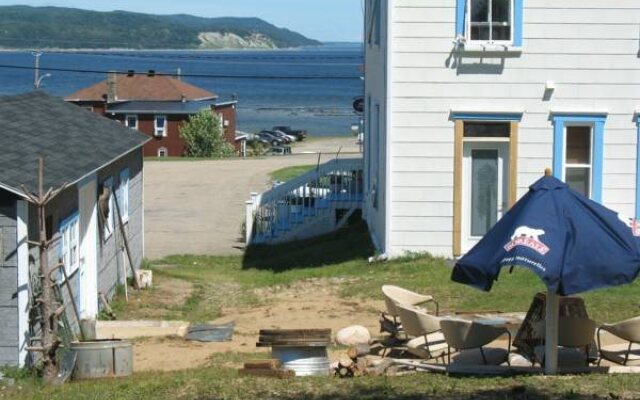 Auberge du Café chez Sam