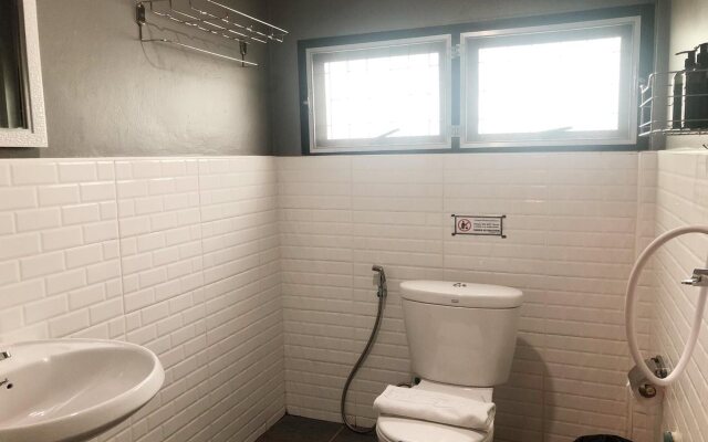 GN Luxury Hostel