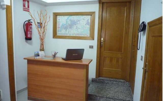 Residencia De Estudiantes Ponte Vella