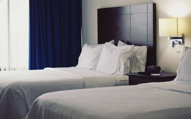 Holiday Inn Express Nuevo Laredo by IHG