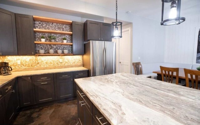 Eagle View #f8 4 Bedroom Townhouse