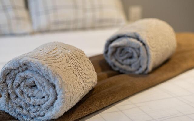 Rooftop #704 - Suíte em Boa Viagem por Carpediem