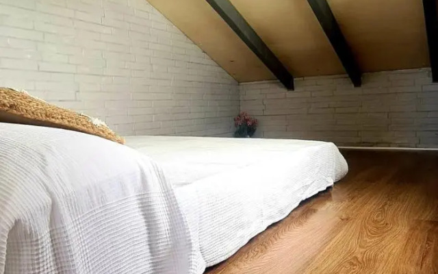 Loft independiente con Piscina compartida en Centro de Valencia