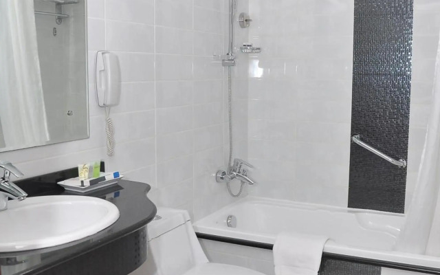Phoenix Plaza Hotel Apartments