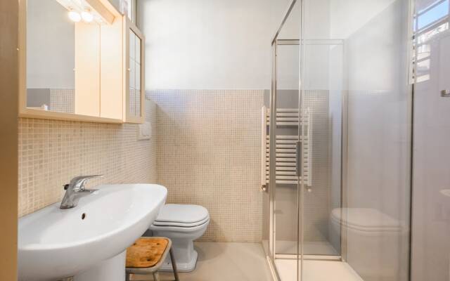 Ponte Vecchio 3 bedrooms by Mmega