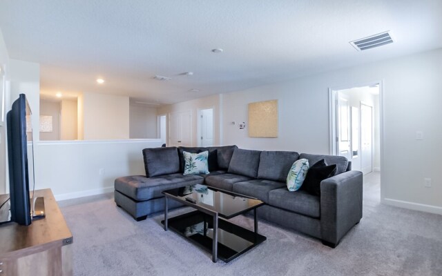 1594 Sandbagger Drive