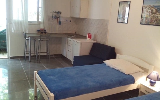 Studio apartment Edvard - garden terrace : SA2- plavi  Split, Riviera Split