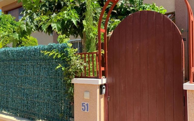 PRIVATE GARDEN in Novamar 5