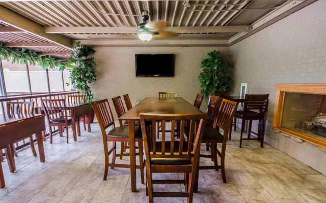 Radisson Hotel Louisville North