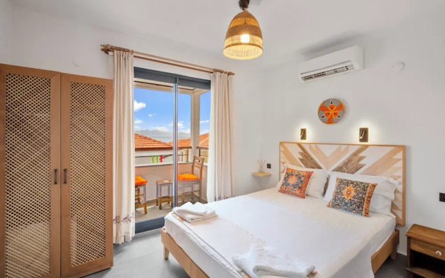 The Green Goose Hotel