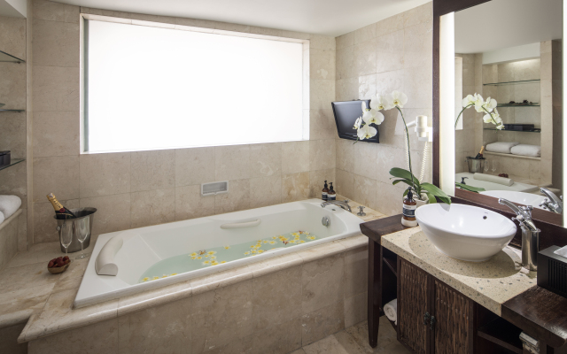 Ramayana Suites & Resort