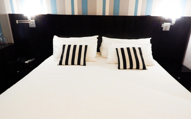 Ribera Sur Hotel