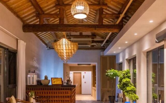 Zhenshun Yunfang Tangquan Art Hotel