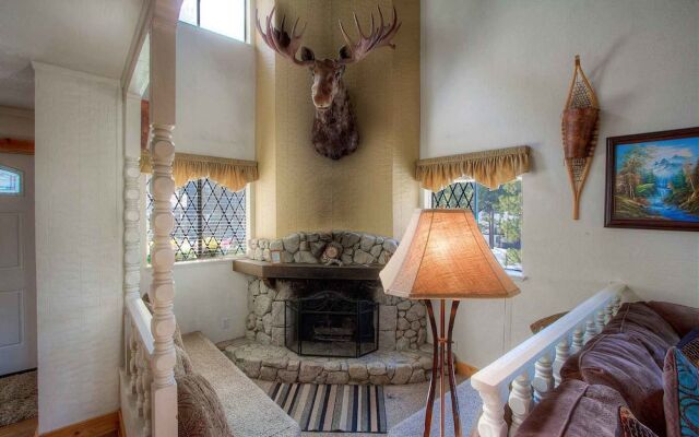 Pinehill Ponderosa by Lake Tahoe Accommodations