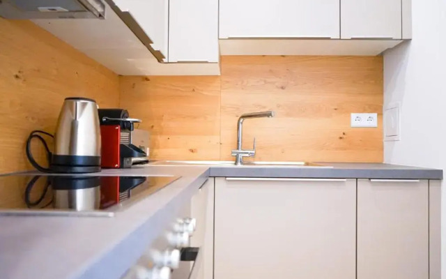 Nadland Apartments B7