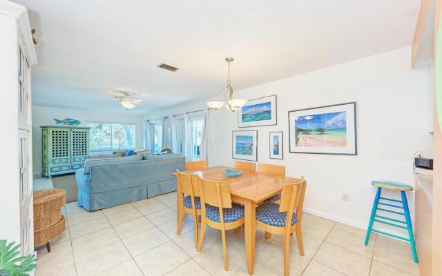 Anna Maria Island Bay Watch Bungalow