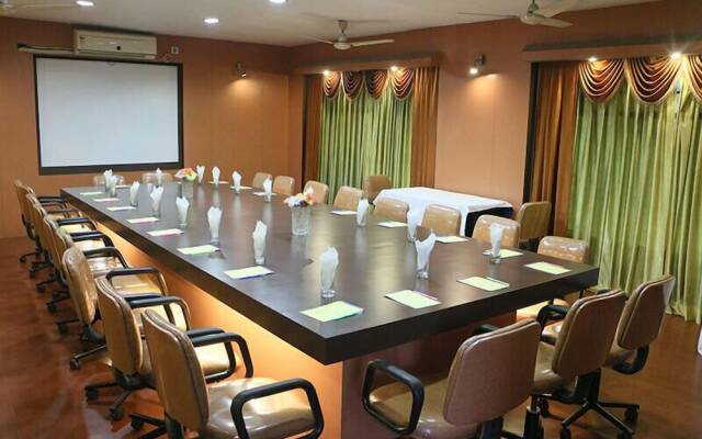 Palm Village Resort