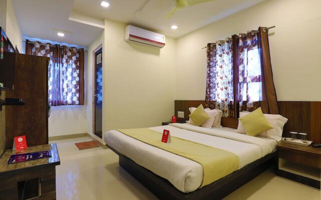 OYO 9591 Hotel Neel Kamal
