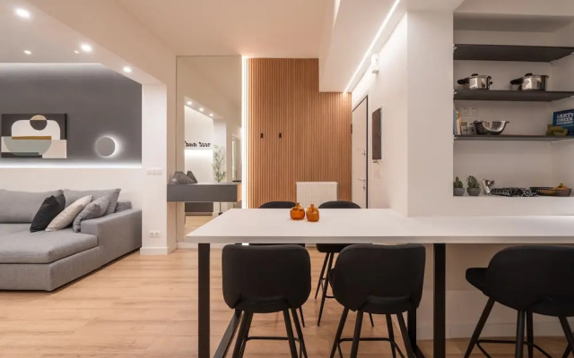Exclusive and Deluxe Apartment in Athens
