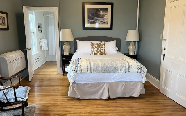 McLean House Bed & Breakfast