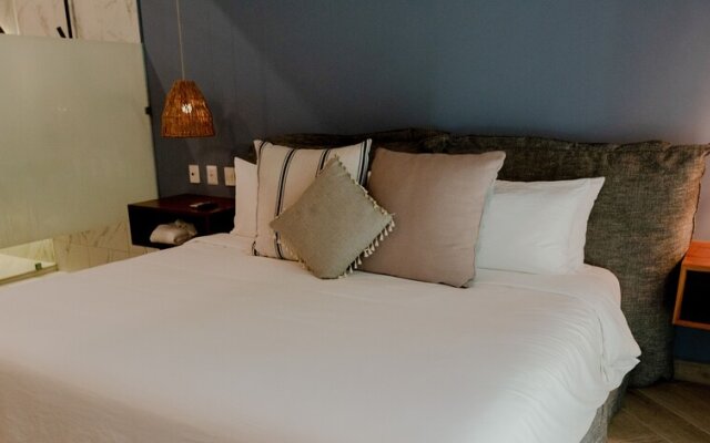 2 Bedroom Luxury Suite 210