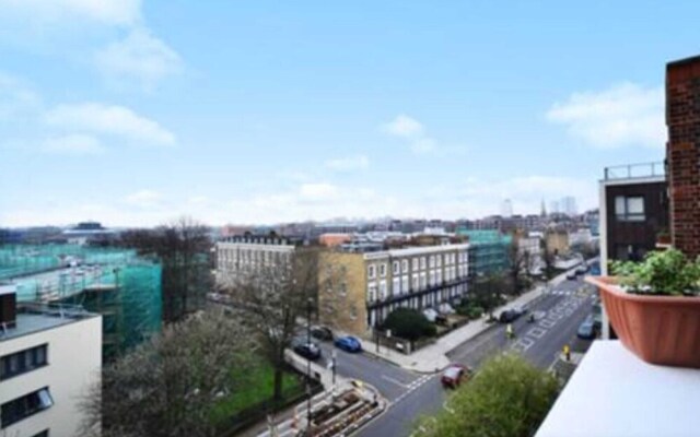 Sunny Flat Between Camden Town & Primrose Hill