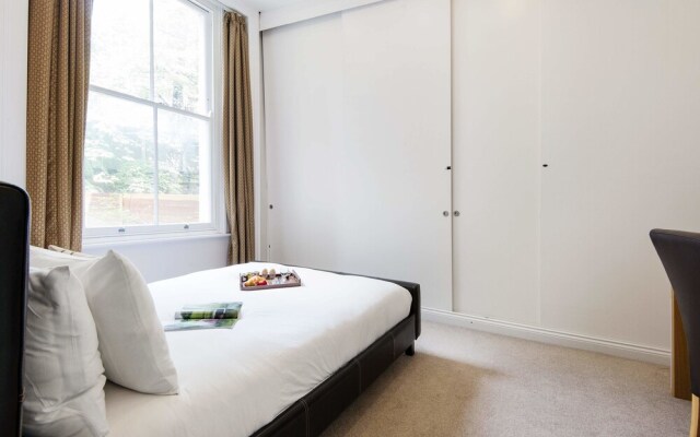 The Eardley Crescent Apartment - BAJ
