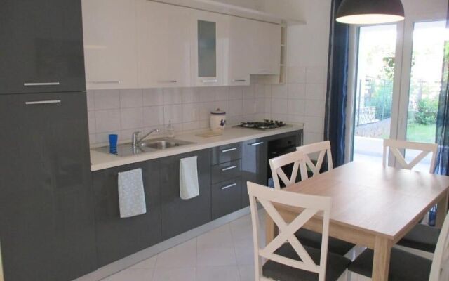 Lemon Tree Apartments