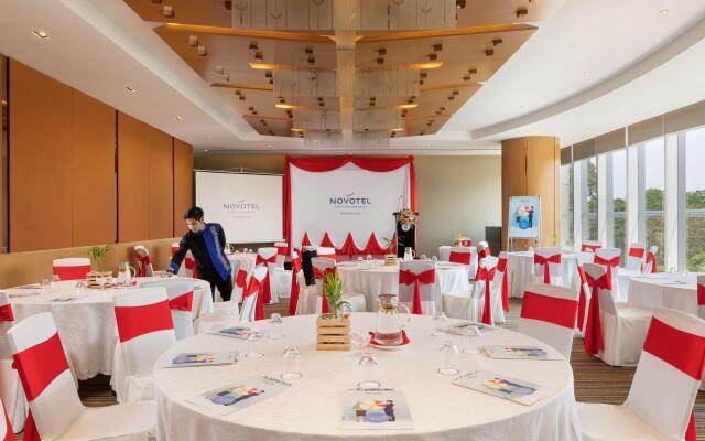 Novotel Yangon Max