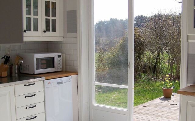 10 Person Holiday Home in Skärhamn