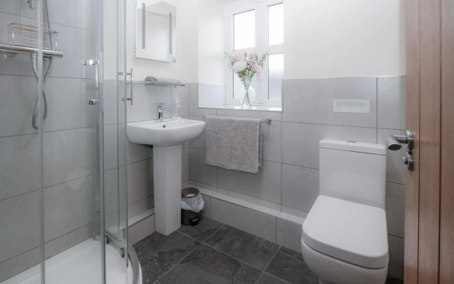The Chaffhouse - 4 Bedroom - Llangenith