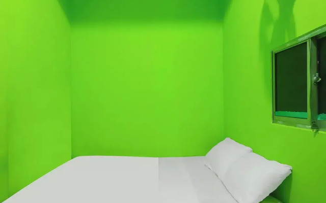 SPOT ON 92554 Budi Homestay SyariahNearGrand Batam Mall