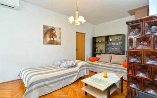 Apartments Mariza 1026