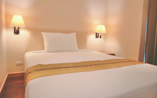 Icon Narindra Suites Hotel