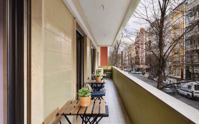 HUUX Hostel