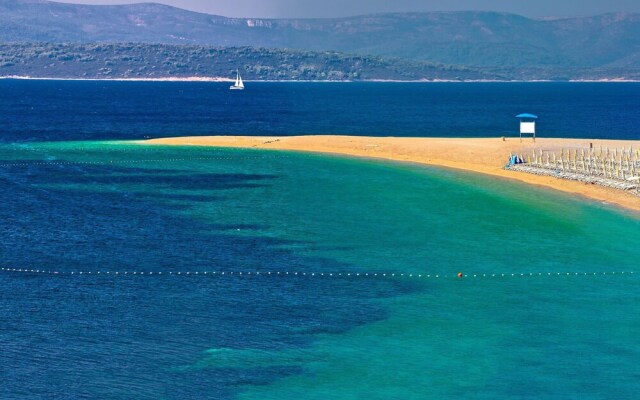 Brač Island Apt Mladineo A4 300mt From S