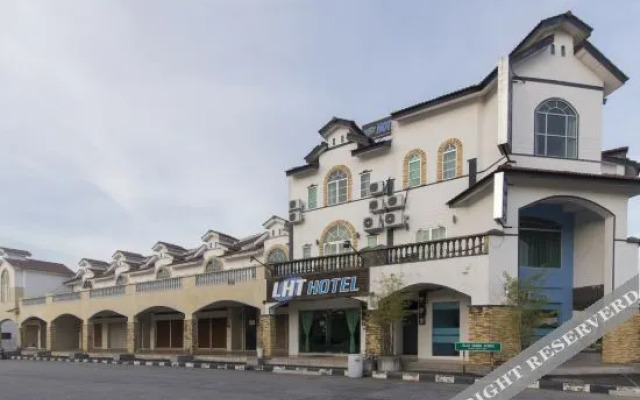 OYO 973 LHT Hotel