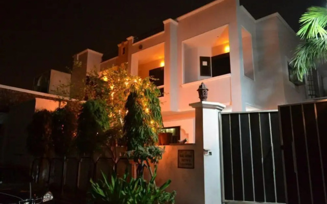 Sai Home Stay Bed and Breakfast
