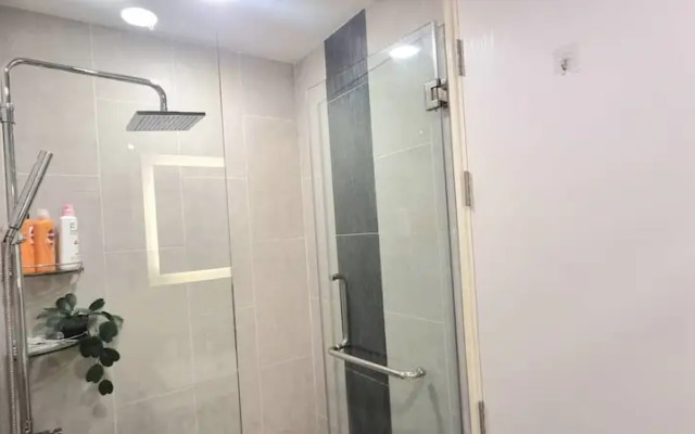 A504-penthouse Forest View 1br1bathnice Bath Tub