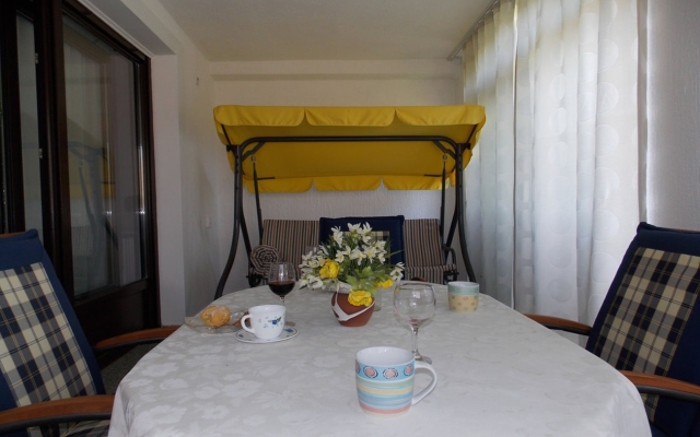 Apartment Ivo - with parking : A1 Malinska, Island Krk