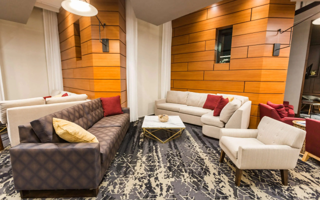 Hyatt Place Greenville Downtown