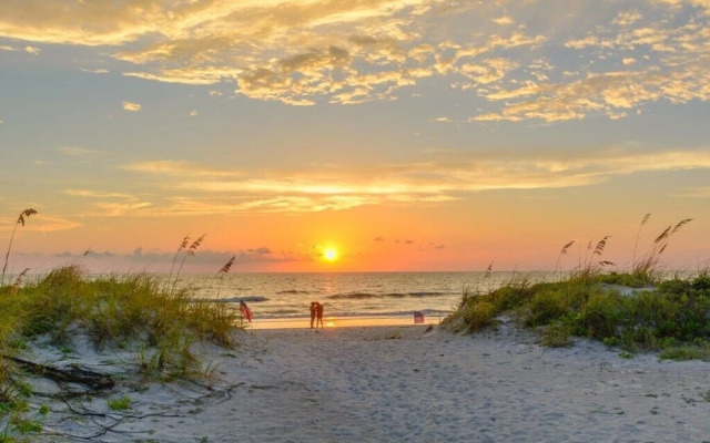 Sunshine's Hideaway by RedAwning