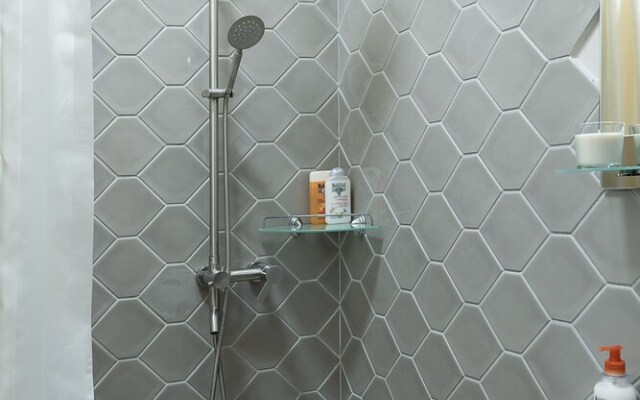 Отель Little France