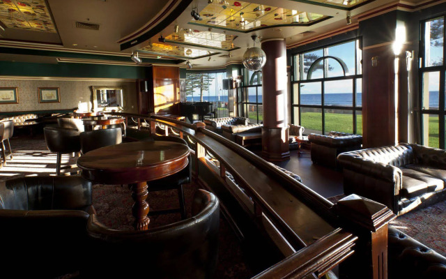 Stamford Grand Adelaide