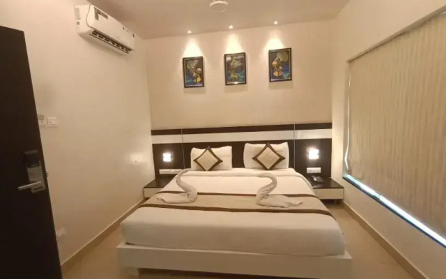 Yuvraj Palace Inn