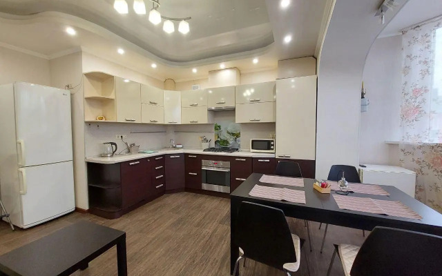 СуткиРу на улице Орджоникидзе 83 корпус 2