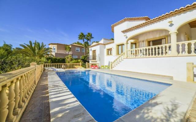Villa - 7 Bedrooms with Pool and WiFi - 104969