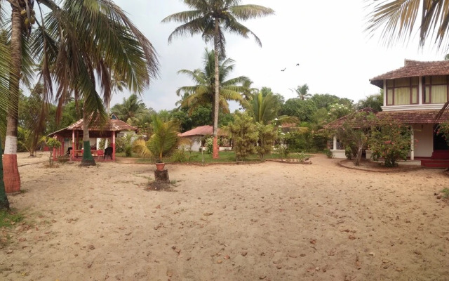 Pozhiyoram Beach Resort