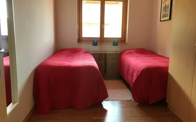 Authentic Apartment With Mountain View